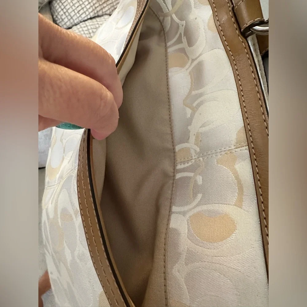 Coach this bag
